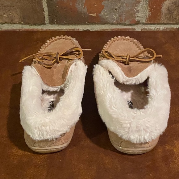 MINNETONKA Moccasin - Picture 4 of 7